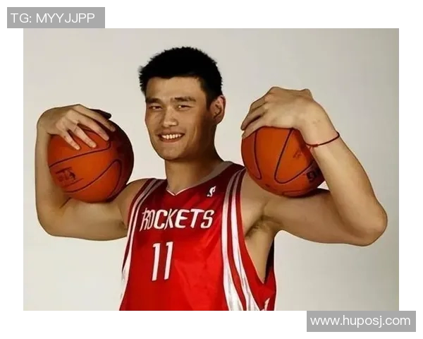 姚明身穿护具的精彩瞬间展现篮球巨星的坚韧与力量 姚明身穿护具的精彩瞬间展现篮球巨星的坚韧与力量