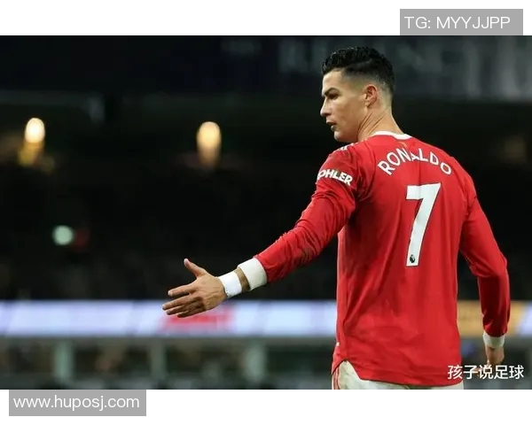 英国足球明星风采展示与背后故事揭秘，感受他们的激情与荣耀