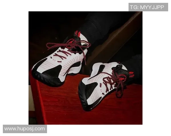 时尚潮流低帮篮球鞋明星同款推荐让你轻松搭配运动与休闲风格